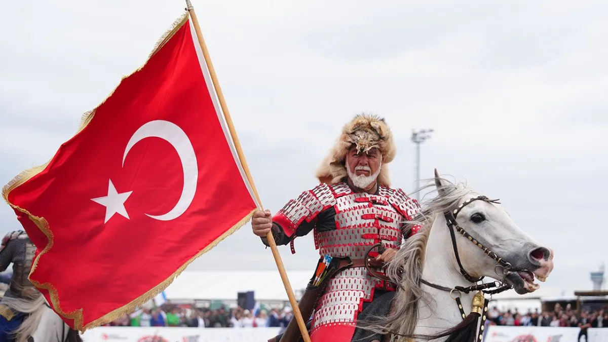 8. Etnospor Kültür Festivali İstanbul'da Başladı: Gelenekler Yeniden Hayat Buluyor
