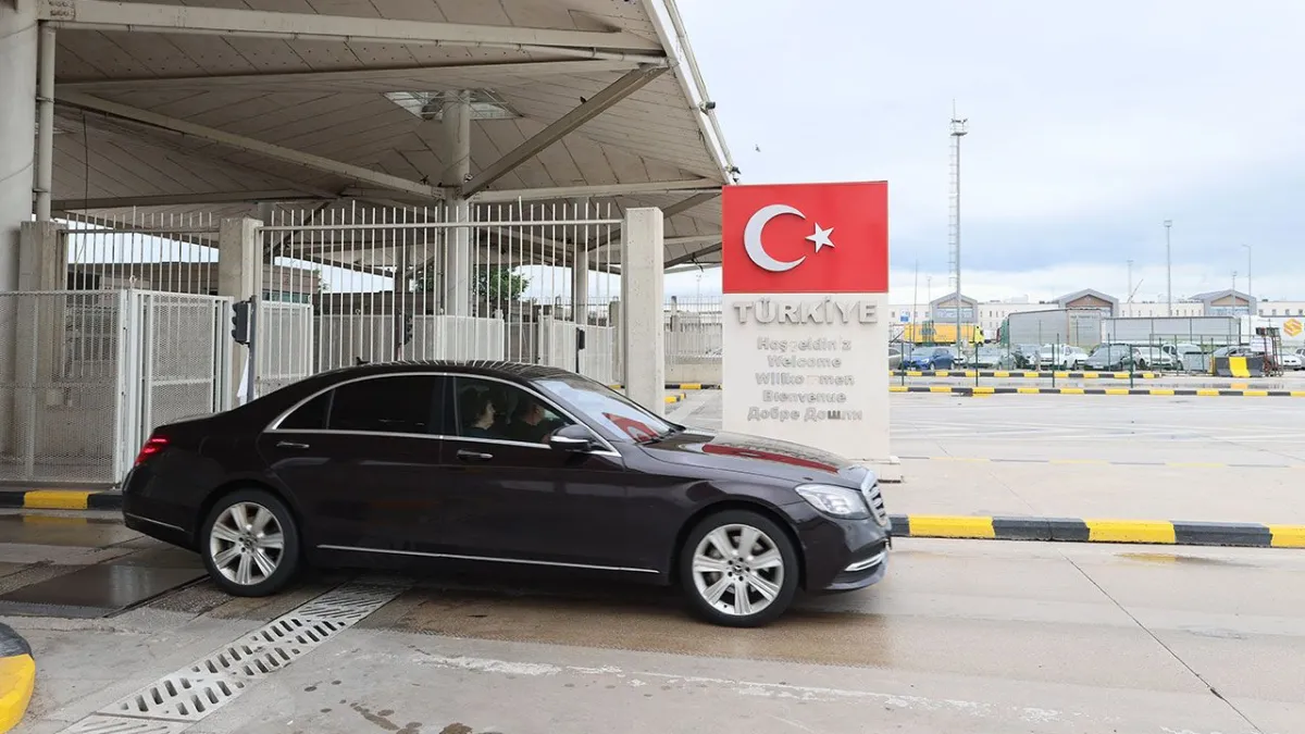 Kurban Bayramı'nda Gurbetçi Akını Başladı: Erken Sezon ve Duygusal Karşılaşmalar