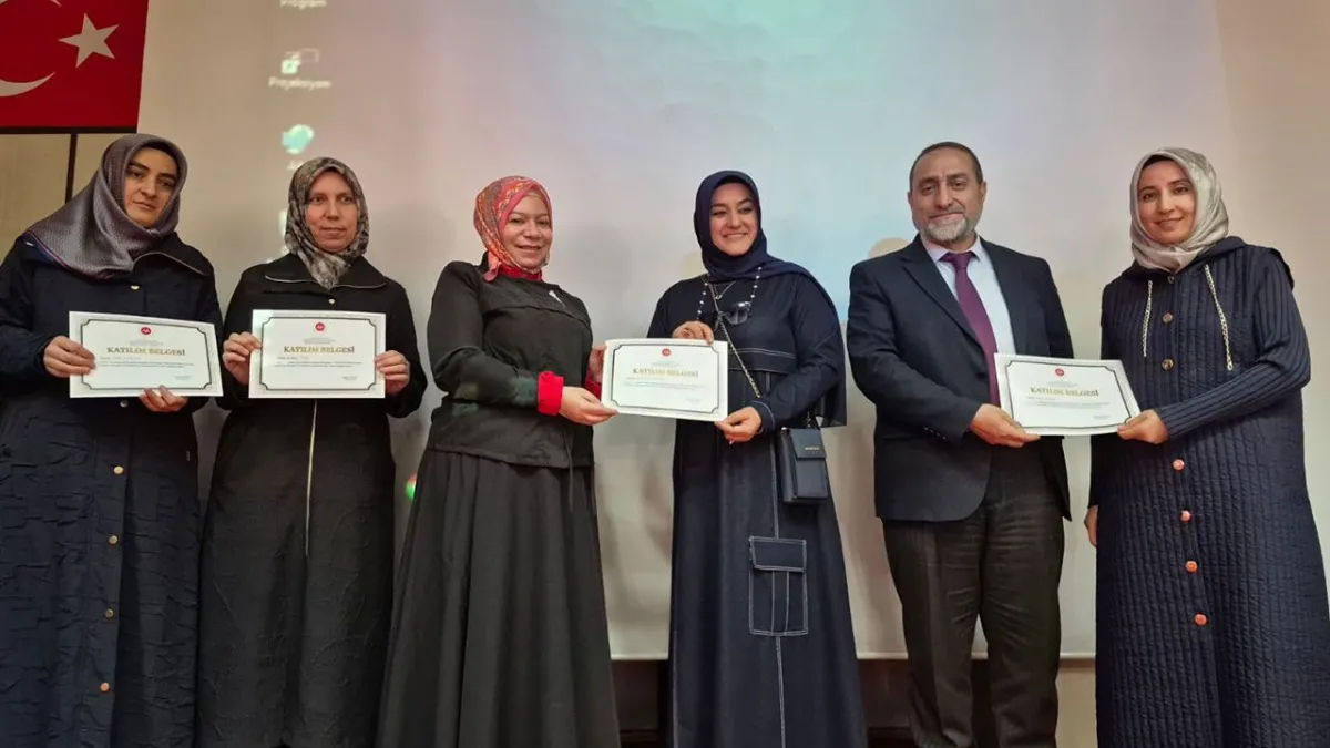 Sivas'ta 'Fıtratın İzinde Kadın Olmanın Anlamı ve Değeri' Projesi Başarıyla Tamamlandı