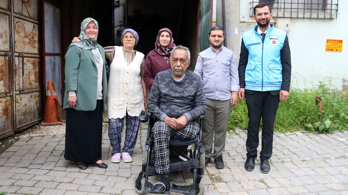 Kastamonu Müftülüğü'nden Yüreklere Dokunan Bayram Hediyesi: Akülü Sandalye ile Hayata Bağlandı
