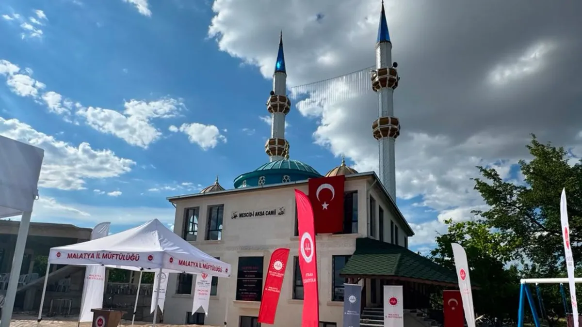 Akçadağ'da Yeni Nefes: Mescid-i Aksa Camii Dualarla Açıldı
