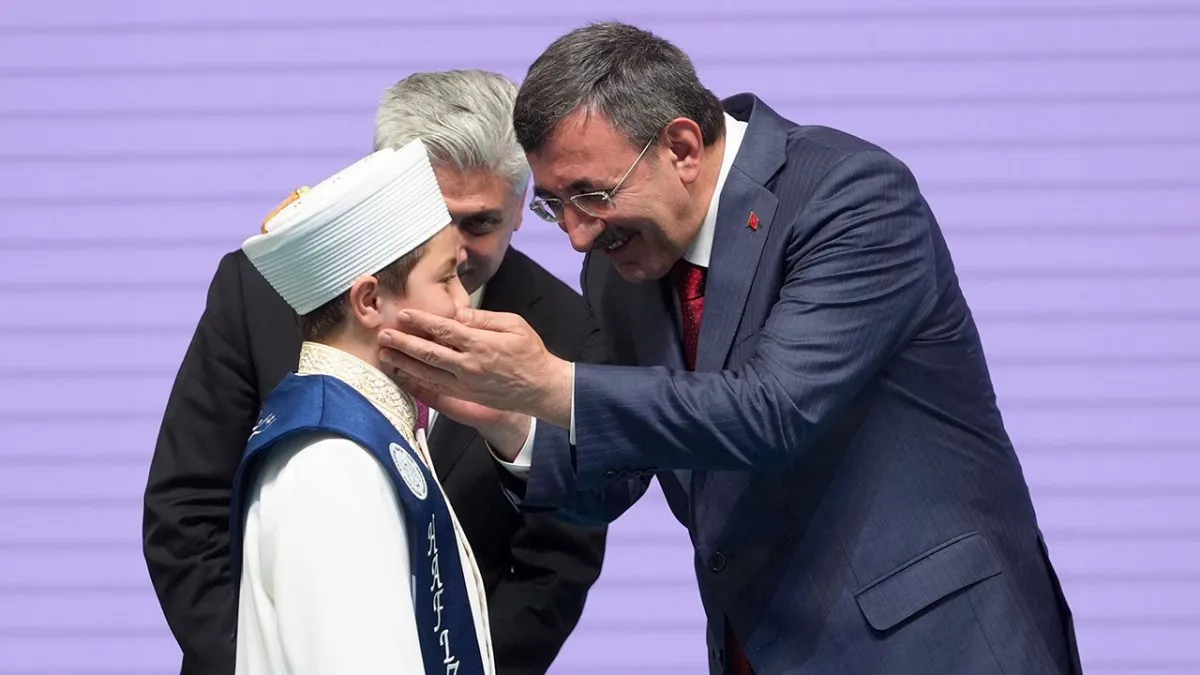 Yılmaz: Kur'an'a sahip çıkmak hafızlığın özüdür