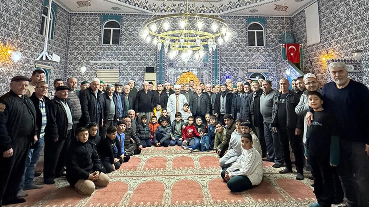 Seyitgazi'de Cami Buluşması: Ailelerin İslam'da Önemi Sohbetiyle Güçlendi