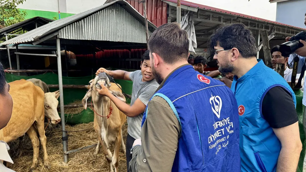 TDV'den Kamboçya'ya Kurban Yardımı: "Kardeşinle Yakınlaş" Temasıyla İyilik Köprüleri Kuruluyor