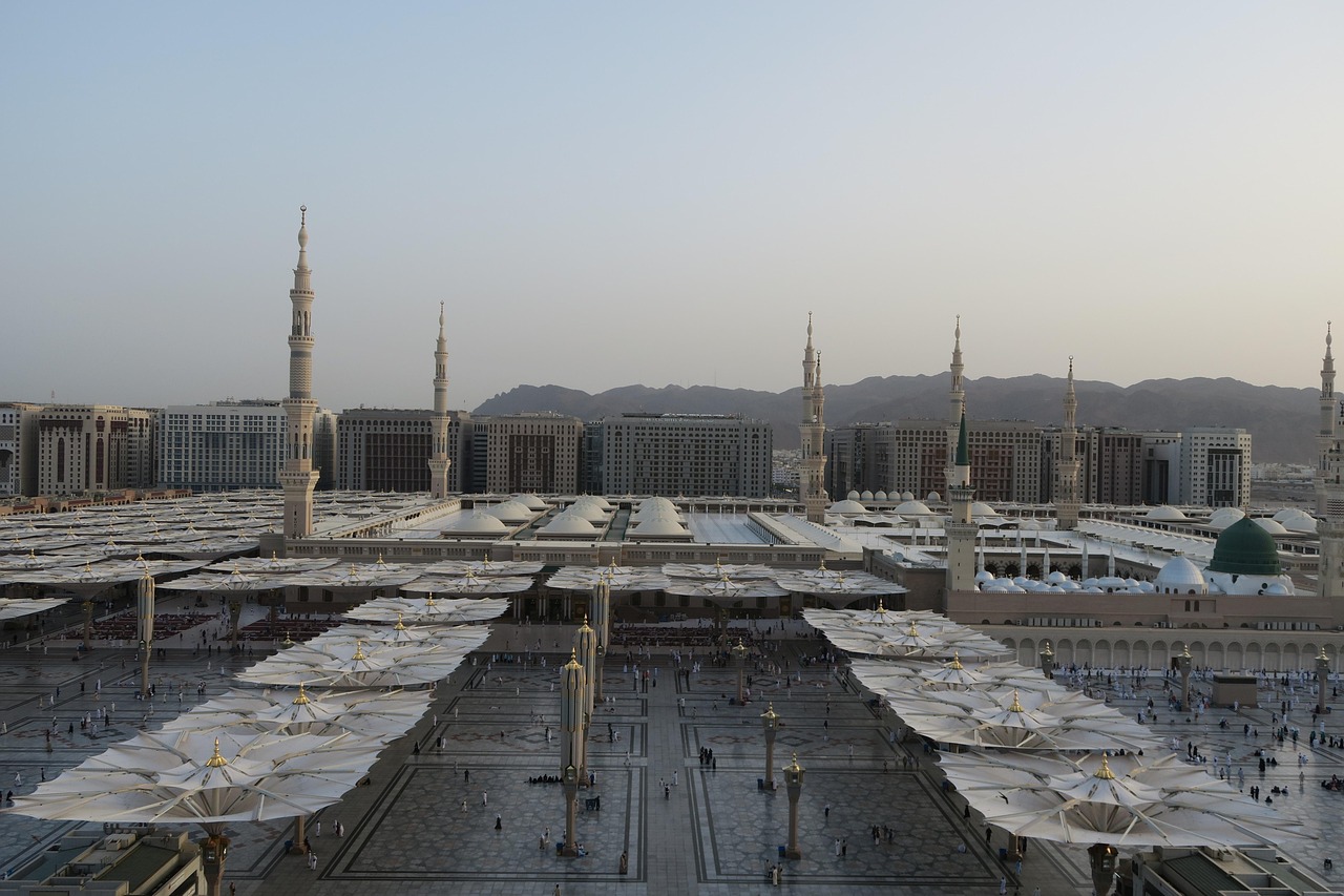 Mescidi nebevi — Medine — Medinei münevvere — Kabe.com.tr Kutsal Mekanlar Galerisi