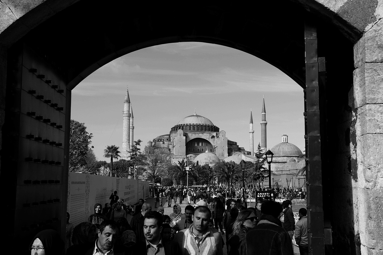 Ayasofya — Kapı ardından — Istanbul