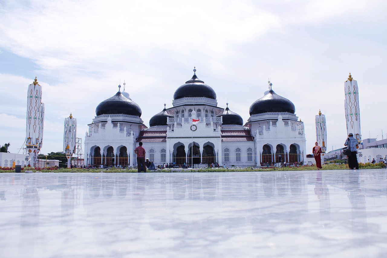 Mescidi raya baiturrahman — Aceh — Islam — Kabe.com.tr Kutsal Mekanlar Galerisi