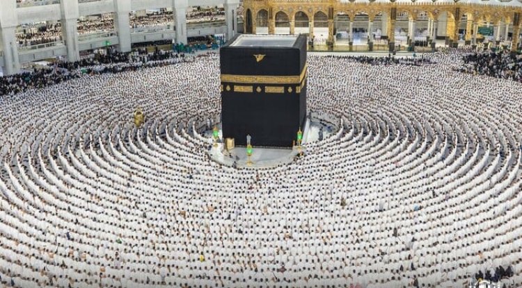 Kabe’de Kadir Gecesi