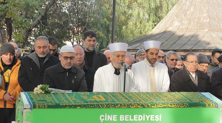 Emekli İl Müftüsü Akbalık ebediyete uğurlandı