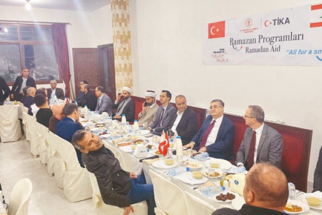 Lübnanlı Türkmenler iftarda buluştu