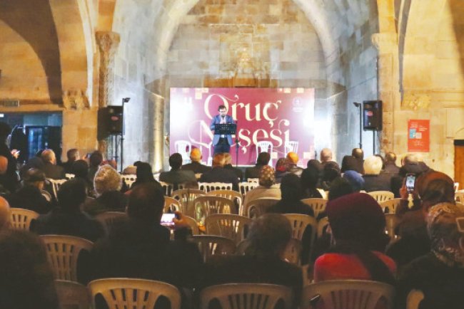 Etkinlikleri medrese ruhu sarıyor