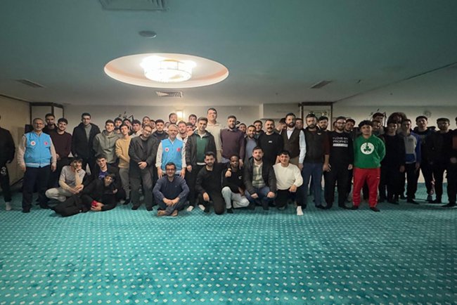 Beydağı'nda gençler Mekke'nin Fethi'ni kutladı