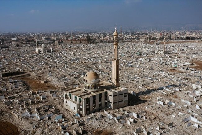 Devrik rejimin Şam'da savaşta yıkılmayan yapıları dahi yıktığı ortaya çıktı