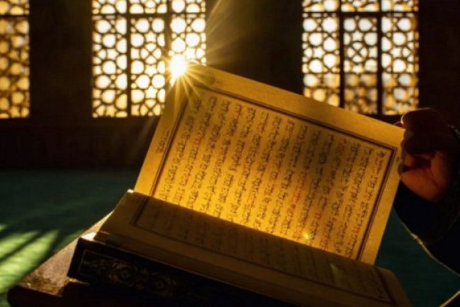 Nur Suresi Okunuşu – Nur Suresi Arapça Yazılışı, Türkçe Anlamı ve Ayrıntılı Meali