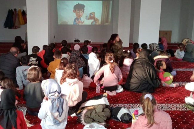 Yeşilyurt’ta çocuklar sinema etkinliğinde