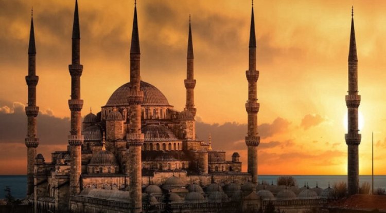 Bedir: Karanlıkları Aydınlatan ve İlham Veren Dolunay