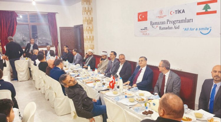Lübnanlı Türkmenler iftarda buluştu