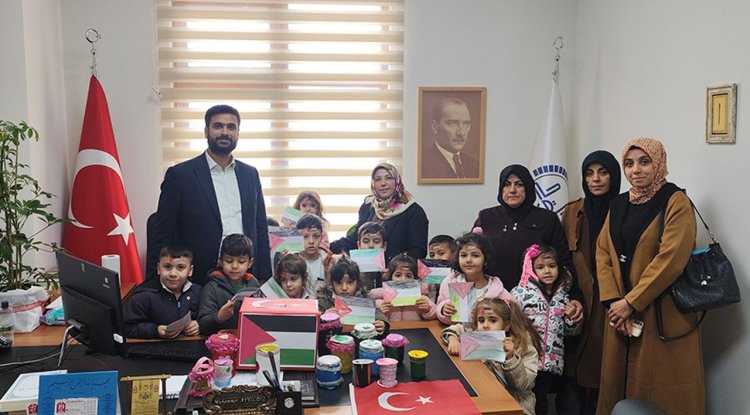 Nurdağı'nda minikler harçlıklarıyla Filistin'e destek oldu