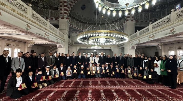 Hakkari'de imam hatipli gençler yarıştı