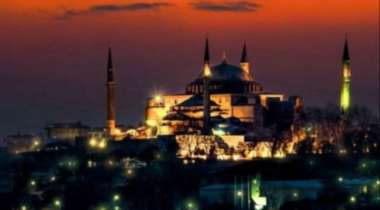 Yatsı namazı ve ezan saati: Diyanet namaz vakitleri İstanbul, Ankara, İzmir, Bursa'da yatsı ezanı kaçta okunuyor?