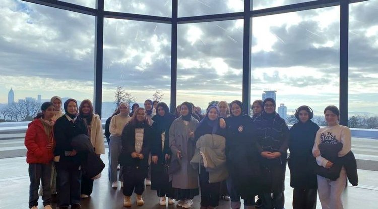 Ümraniye'de öğrenciler "Gençliğe Değer" kampında buluşuyor