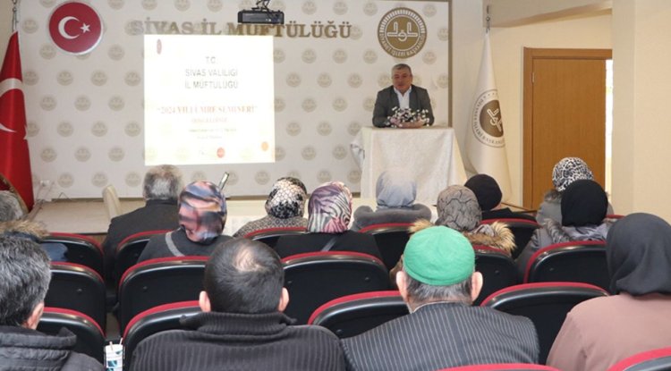 Sivas'ta umre seminerleri sürüyor