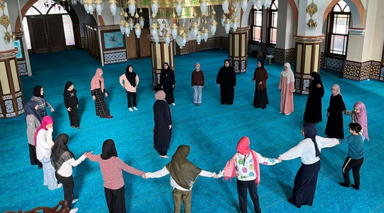 Isparta'da gençler kampta buluştu