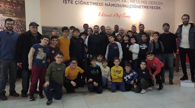 Tepebaşı’nda gençler "Ara Dönem Kampı"nda buluştu