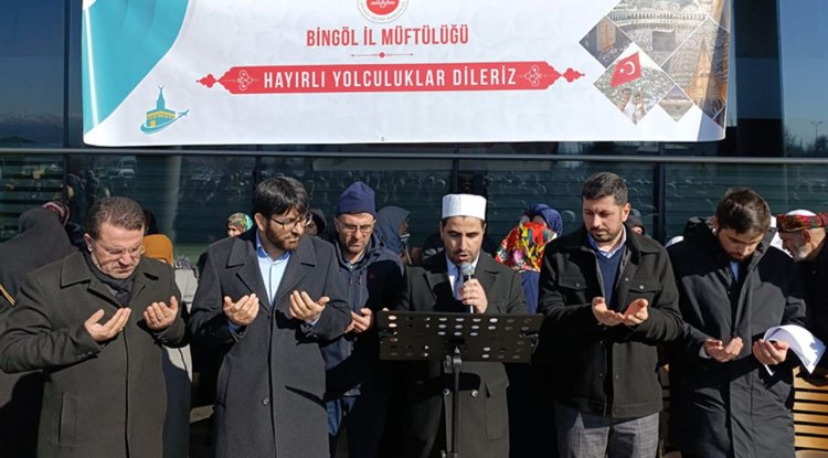 Bingöl’de umreciler dualarla yola çıktı