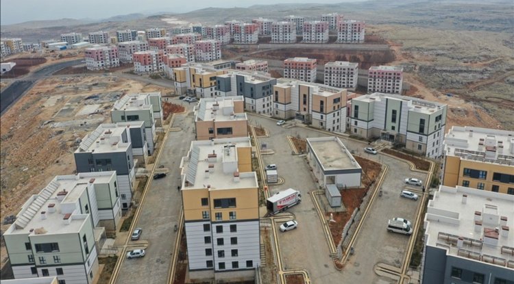 Depremin etkilediği Şanlıurfa'da tüm hak sahipleri bu yıl evlerine kavuşacak