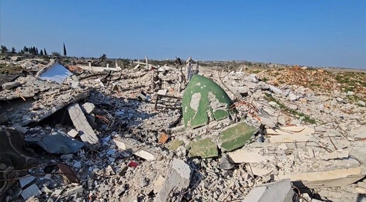 İşgalcilerin çekildiği Duheyra bölgesindeki evlerine dönen Lübnanlılar yıkımla karşılaştı
