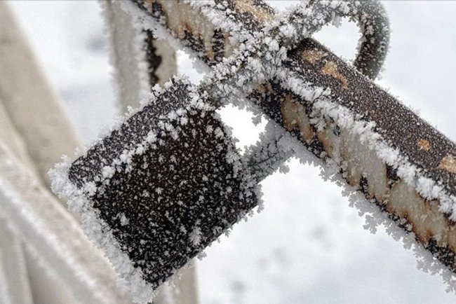 Ardahan, Kars ve Ağrı'da buzlanmalar oluştu