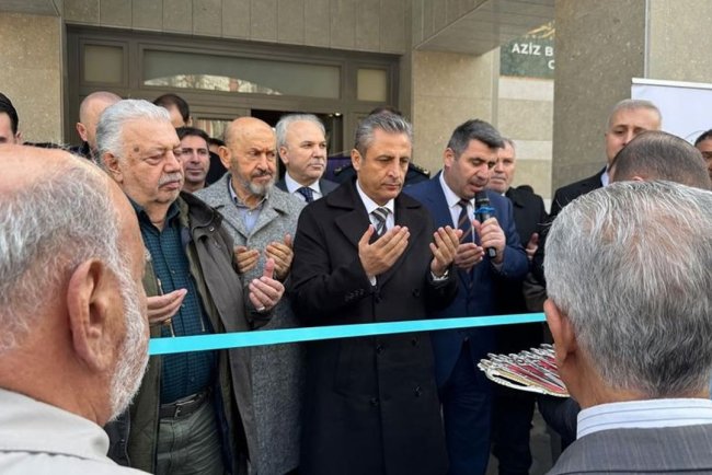Kadıköy'de Bayraktar Camii dualarla açıldı