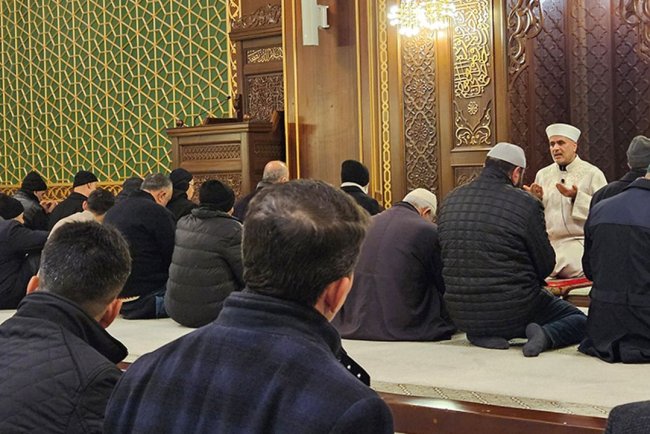 Malatya'da 6 Şubat gecesi yakarış programıyla anıldı