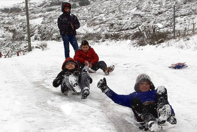 Kayseri, Sakarya ve Sinop'ta eğitime 1 gün ara verildi