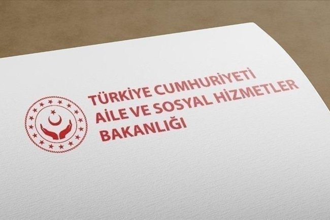 Aile ve Sosyal Hizmetler Bakanlığı dijital mecrada çocuklara yönelik 450 zararlı içeriğe "dur" dedi