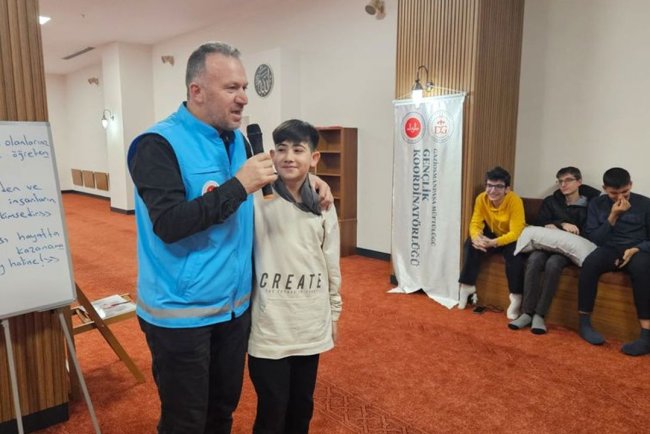 Gaziosmanpaşa'da gençler ramazana hazırlık kampında buluştu