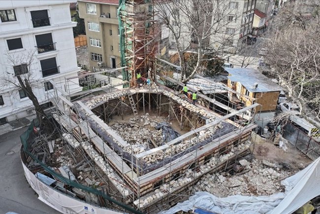 Üsküdar'daki İmrahor Camii onarımının ardından yarın açılıyor