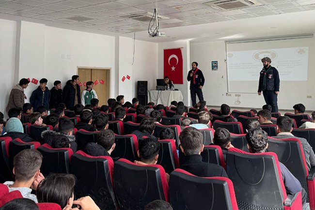 Diyanet izci liderleri imam hatipli öğrencilerle buluştu