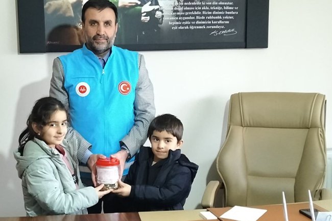 Yeşilyurt'ta miniklerden Filistin duyarlılığı