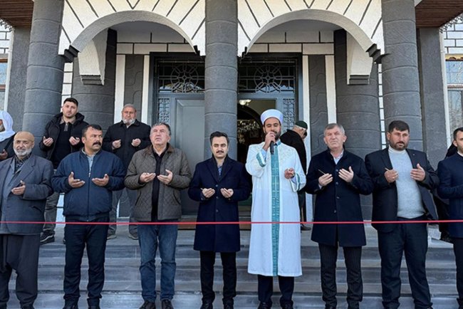 Nurdağı Pınarbaşı Camii yeniden açıldı