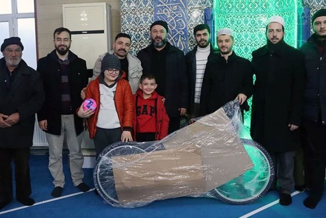 Kırıkkale'de sabah namazına gelen çocuklar ödüllendirildi