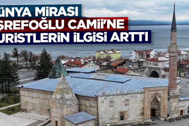 Dünya mirası Eşrefoğlu Camii'ne Koreli turistlerin ilgisi arttı