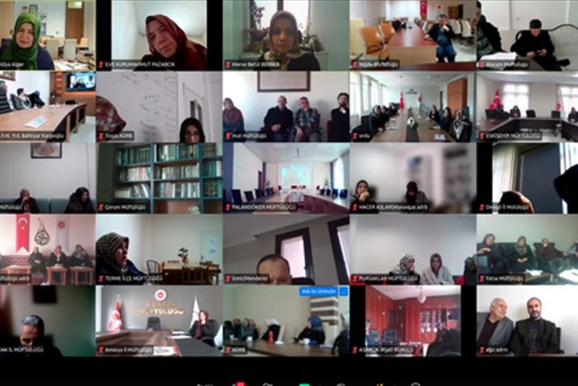 ADRB personeli, "Dijitalleşen Dünyada İnsan Olmak"ı konuştu