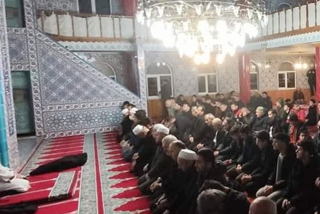 "Gençler Şühedanın İzinde" sabah namazında buluştu