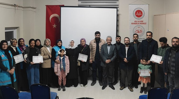 Adıyaman'da yeni evli çiftlere sertifikaları verildi