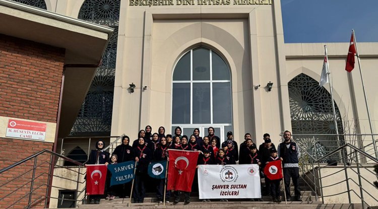 Eskişehir Dini İhtisas Merkezi'nde izciler kamp yaptı