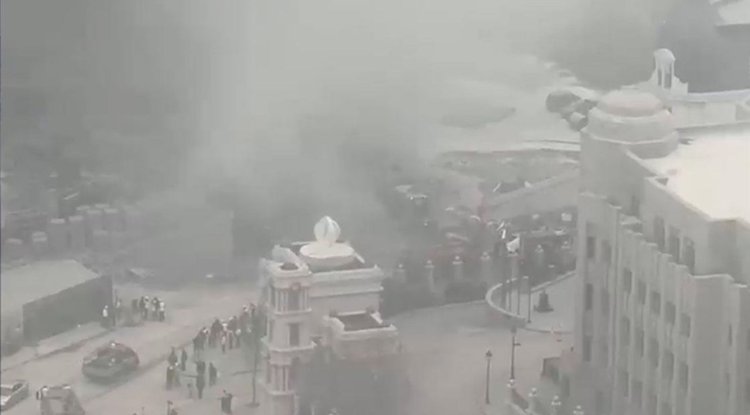 Ankara'da inşaat alanında çıkan yangına müdahale ediliyor