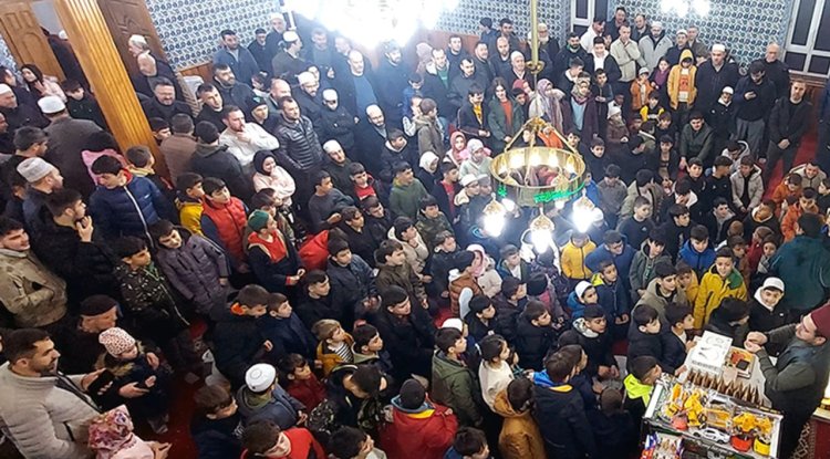 İzmit’te çocuklar camide buluştu