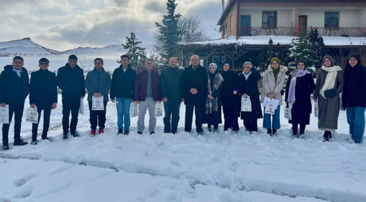 Ulaş'ta genç gönüller çocuklarla buluştu